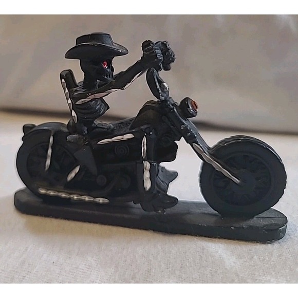 Spoontiques Other - Spoontiques M1682 Pewter Skeleton Cowboy On Motorcycle Glass Eyes And Headlamp